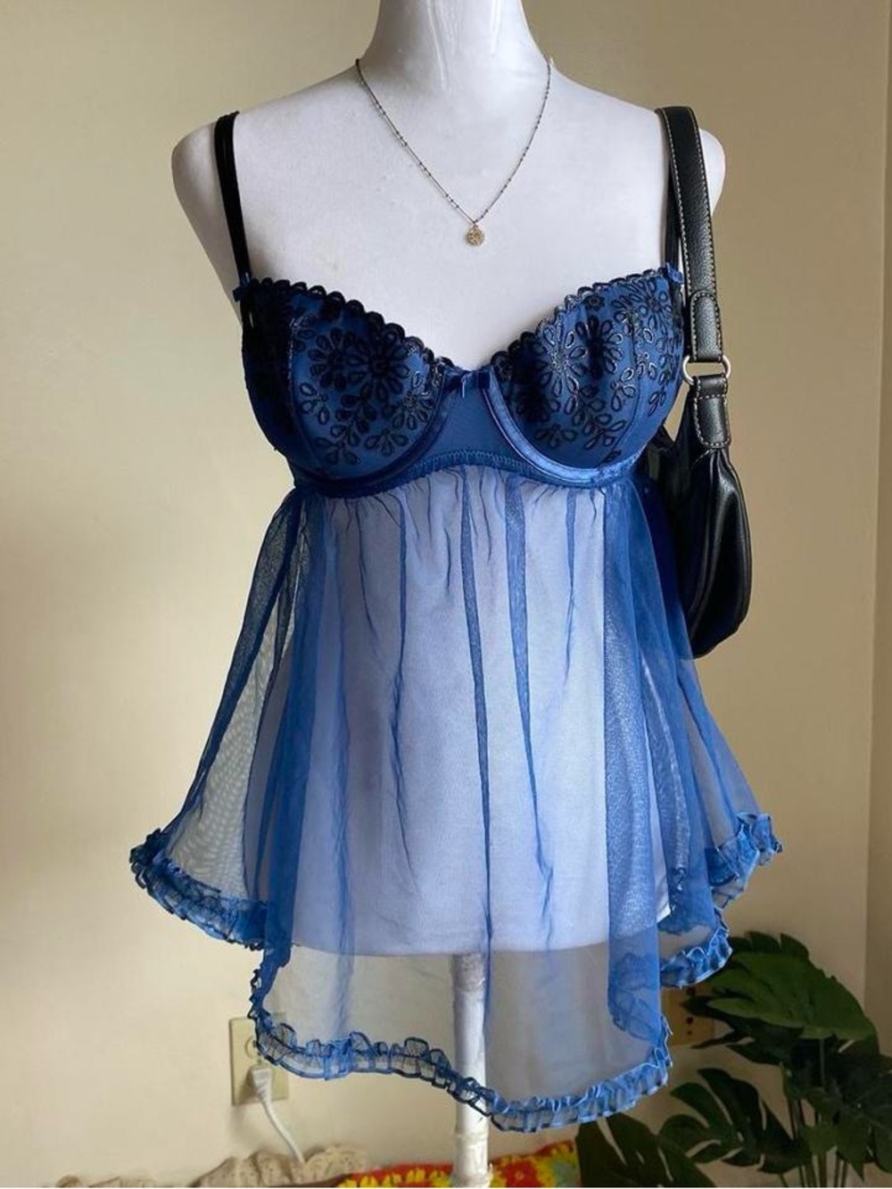 Victoria’s Secret Dark Blue Babydoll Chemise - Picture 6 of 7